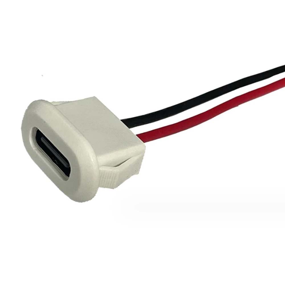 Plug Socket Type-C Connector With Card Buckle 30V 3A High Current Fast Charging USB Type C Connector Practical