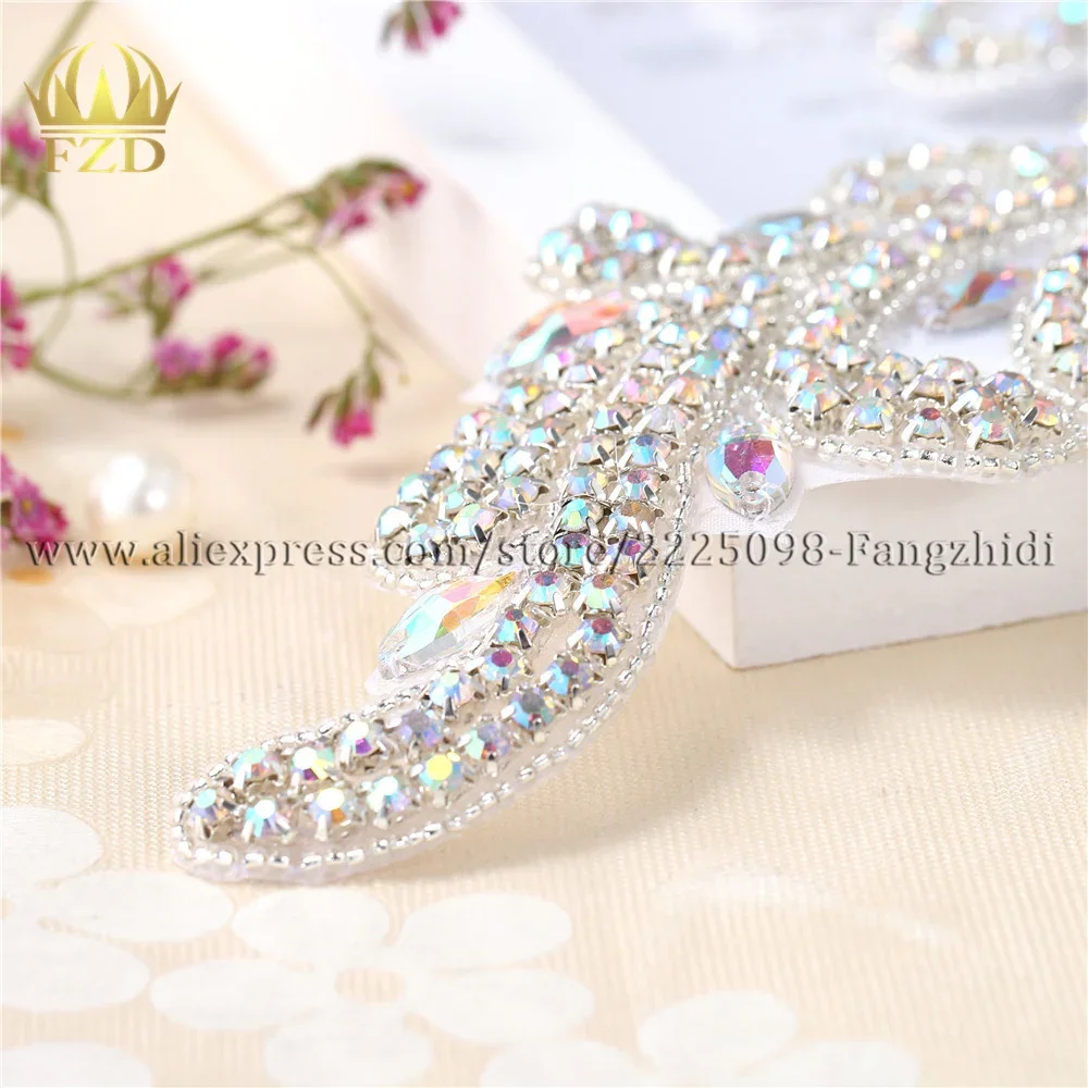 1 pezzo AB Strass Applique Patch Sew On Garment Motif Vetro Appliques Accessori Da Sposa di Ferro Diamante Brillante Ctystal Trim