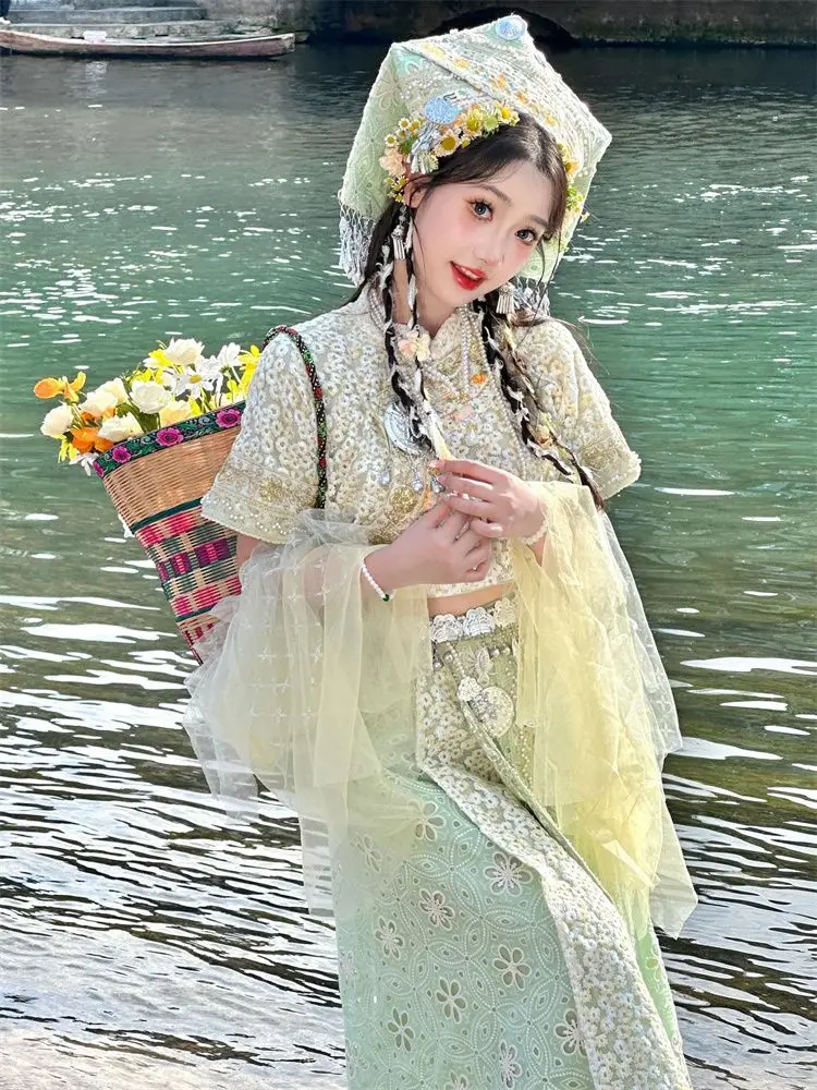 

Zhuang Ethnic Clothing Women's New Lijiang Xishuangbanna Travel Photography Yunnan Miao' S Guangxi March 3 Clothes Halloween