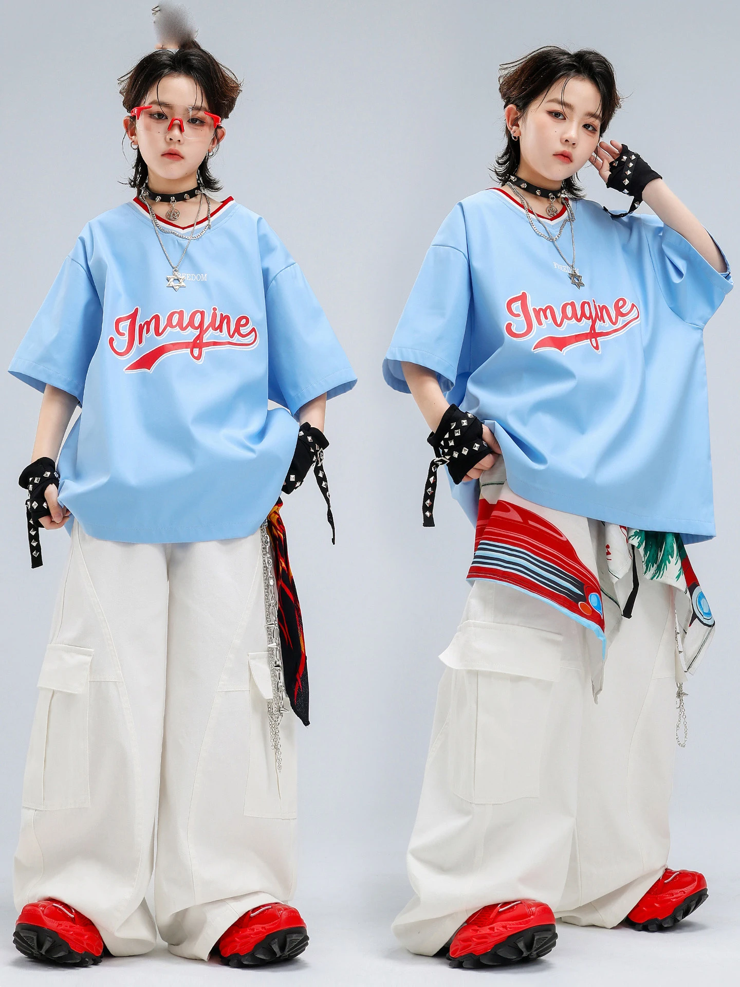 

Детские костюмы для бальных танцев и хип-хопа 2026: синие рубашки, белые брюки, уличная одежда для мальчиков, джазовые костюмы для выступлений DQS22528