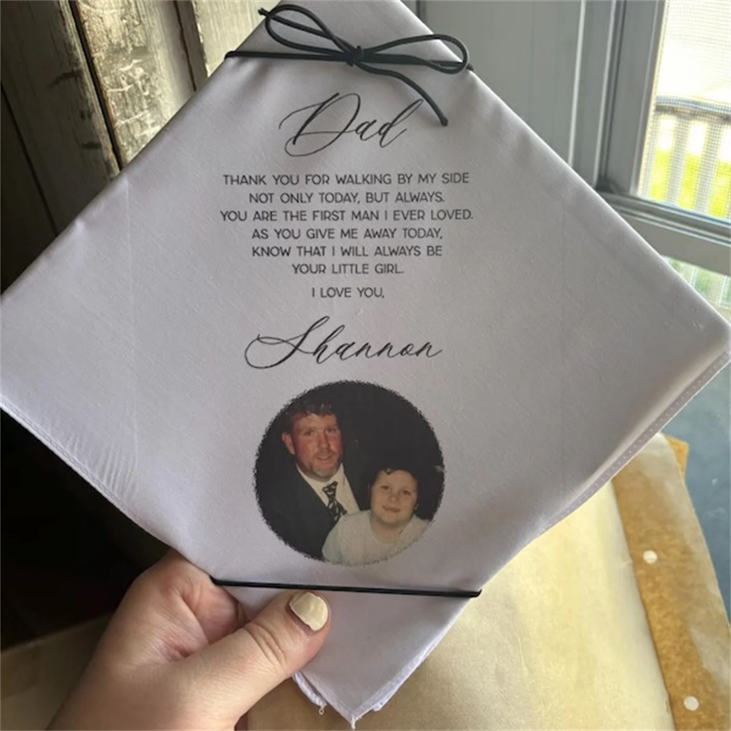 منديل العريس من العروس، منديل زفاف للعريس، دموع سعيدة، هدية العريس من العروس، هدية منديل العريس من ب