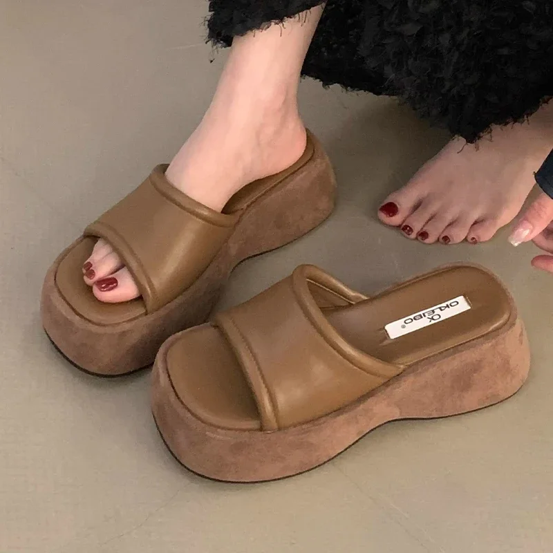 

Platform Women Slippers Designer Flats Shoes New Summer Fashion Woman Sandals 2025 Beach Flip Flops Casual Slides Mujer Zapatos