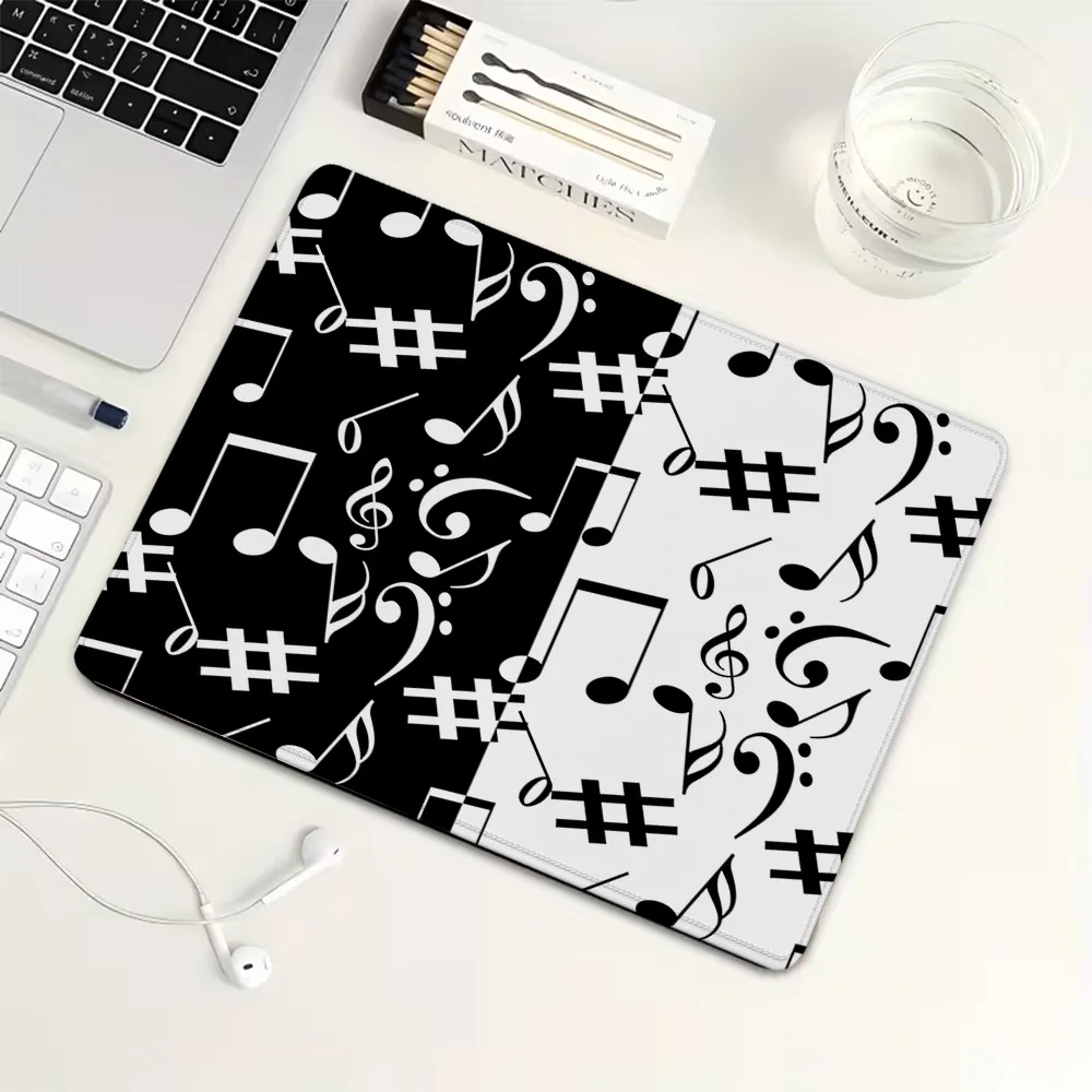 Black and white notes Small Mouse Pad Rubber Gaming Mouse Pad Mechanical Keyboard Mat PC Gaming Accessories Computer Desk Pad