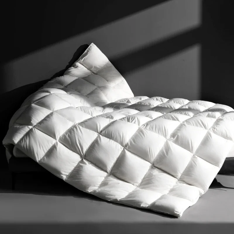 

거위털이불 Feather bedspread Winter Cotton Goose Down QuiltSummer and Winter Duvet Filled with Feather Silk Cotton Comfortable