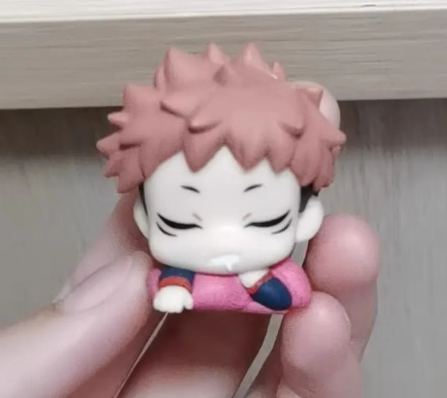 Mini Jujutsu Kaisen Sleeping Figure Gojo Satoru Itadori Yuji Megumi Maki Toge bambole modello in Pvc figurine da collezione giocattoli carini