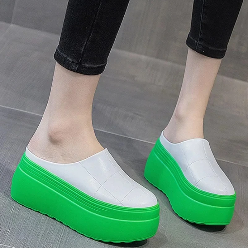 

2025 полутапочки, новые женские летние сандалии, модные женские тапочки Baotou на толстой подошве с увеличенной ленивой подошвой