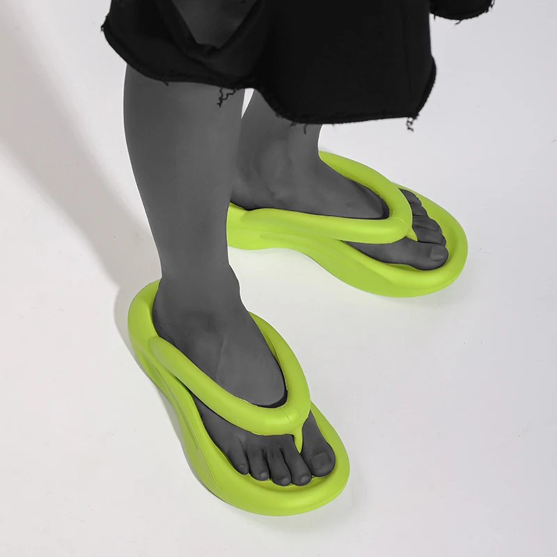 Fashion Men Women Indoor Outdoor Slippers Flip Flops Slides Beach Sandals Men Thick Soft Sole Home Slippers Men Casual Shoes image 5