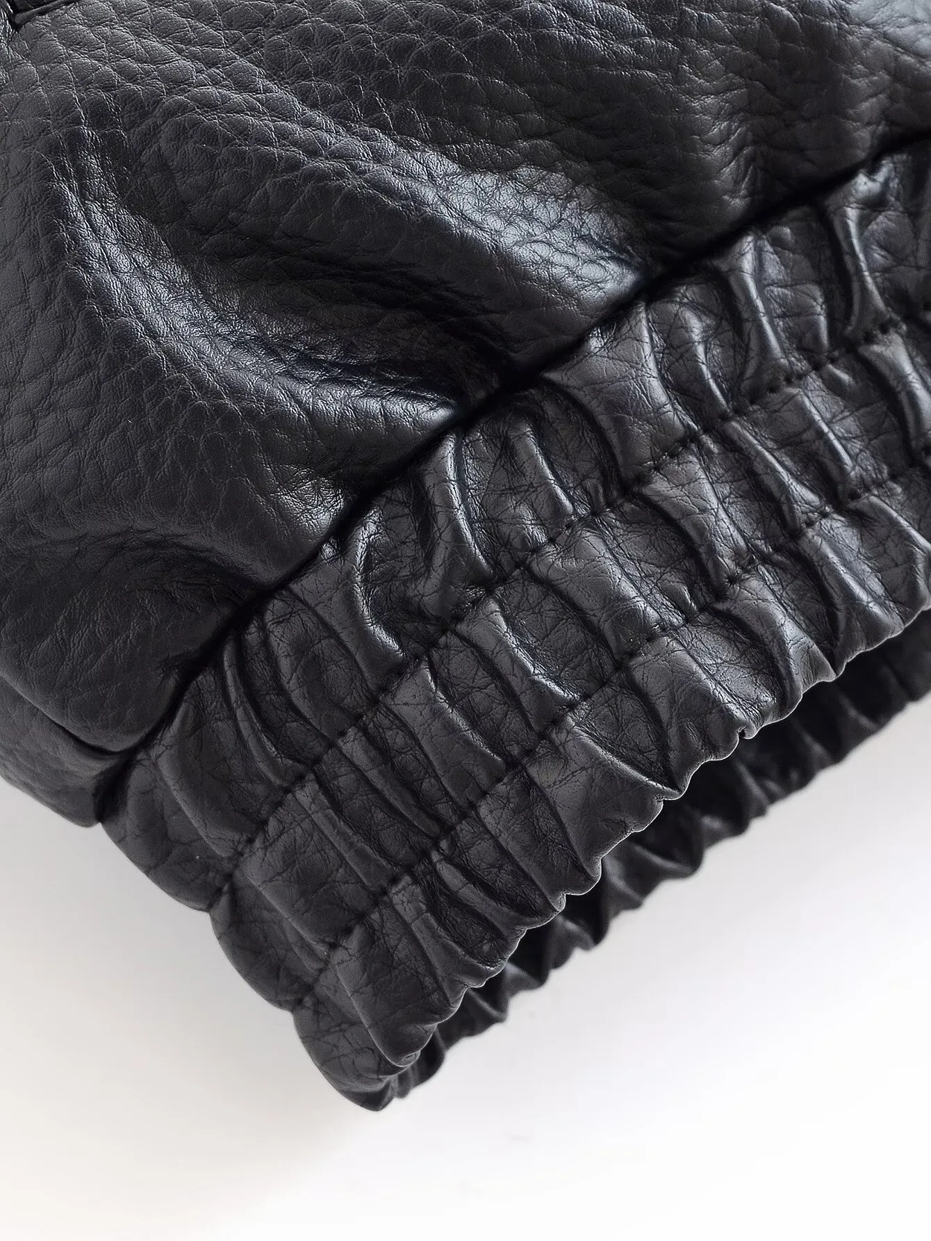 Women's Jacket 2026 Autumn New Black Long Sleeve Pebble Faux Leather Jacket Motorcycle Style Personality Fashion
