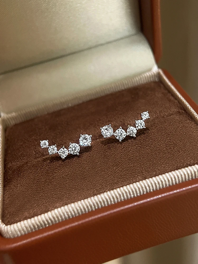 smiling-face-stud-earrings-luxury-feel-pure-silver-women's-jewelry-unique-beautiful-diamond-artificial-diamond-ear-jewelry