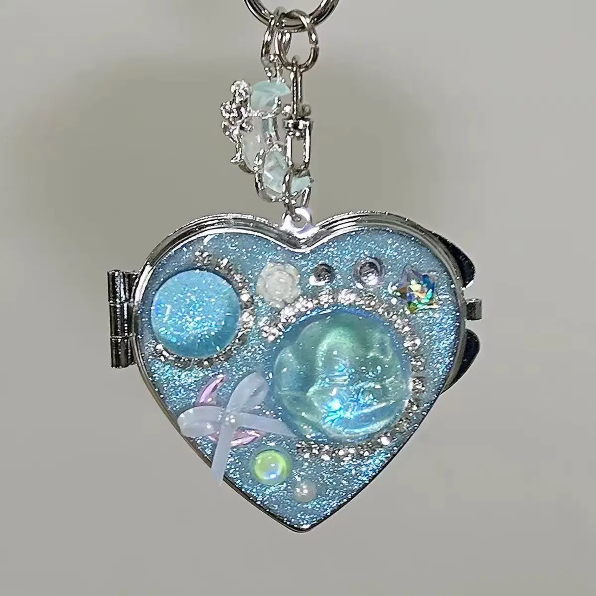 Heart Blue Glitter Makeup Mirror Keychain Shiny Rhinestone Bag Charm Pendant Portable Travel Accessory For Women