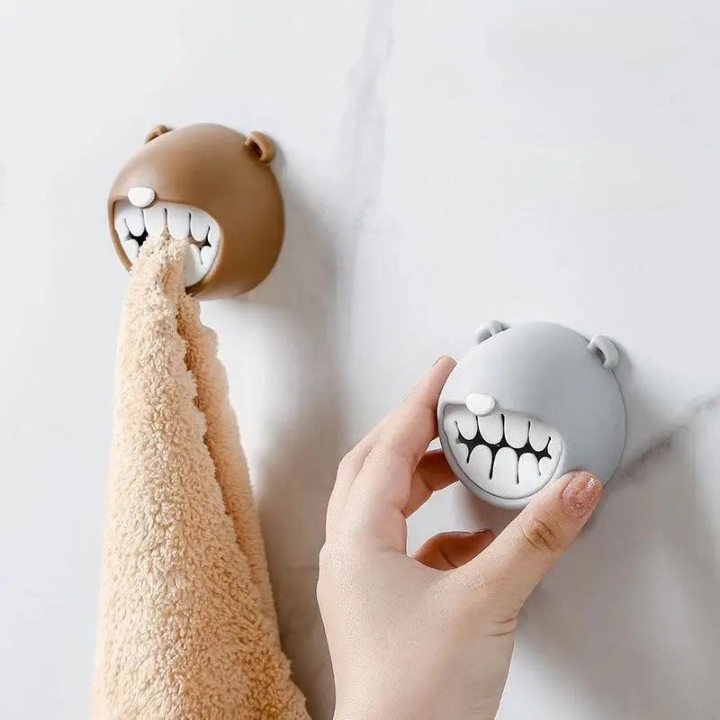 2pcs New Creative Multifunctional No Drill Adhesive Hook Bear-shaped Hand Towel Storage Rack For The Refrigerator, Bathroom, Bal
