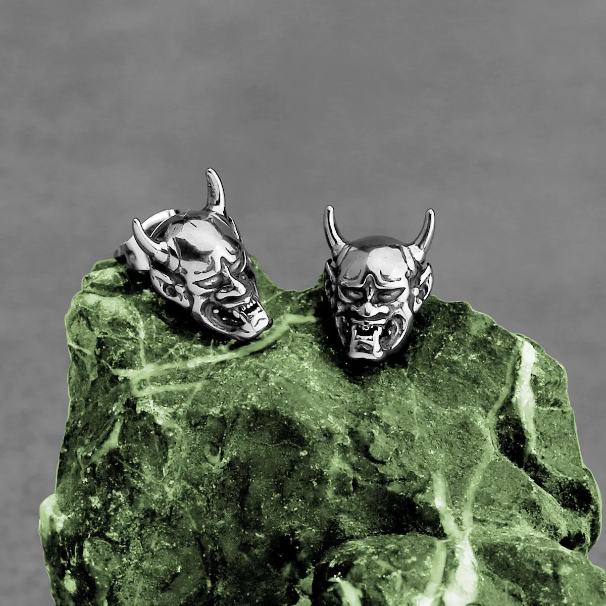 Personality Gothic Samurai Ghost Face Earrings Female Stainless Steel Creative Design Skull Ear Accessories Fashion Gift