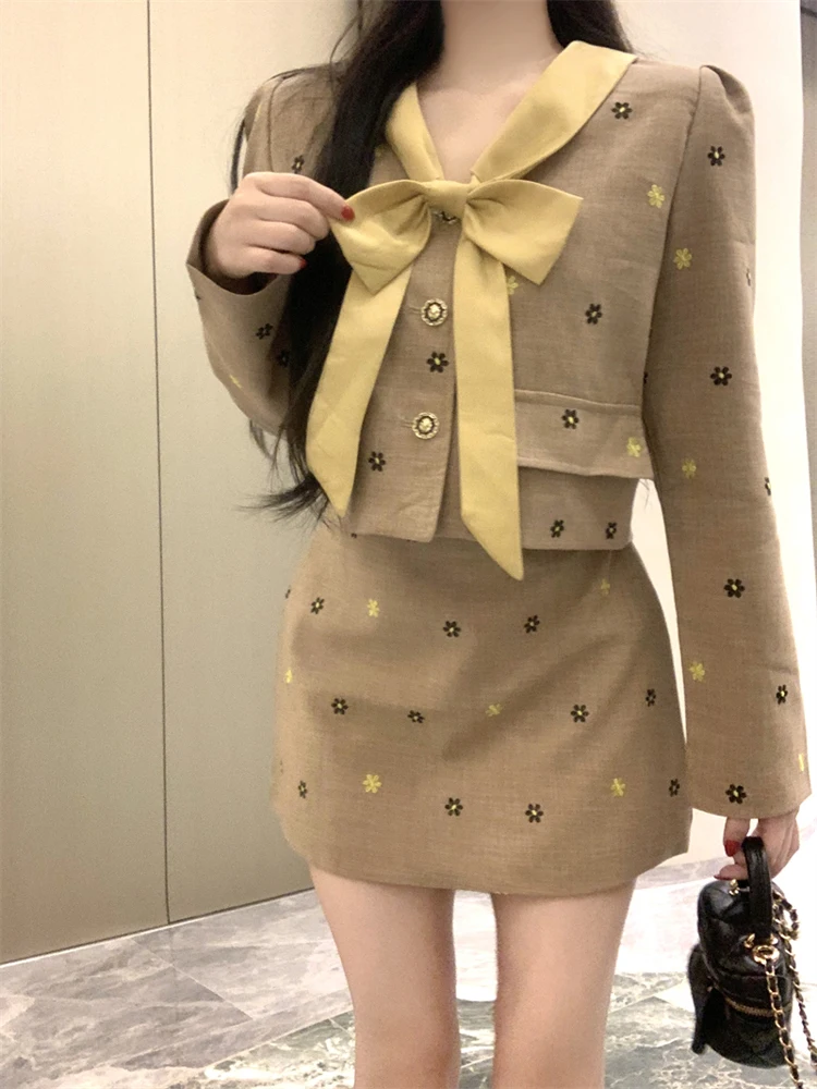 

Two Piece Set Autumn Sweet Elegant Hit Color Splicing Bowknot Fashion Long-sleeved Short Jacket Coat And Mini Skirts Outfits