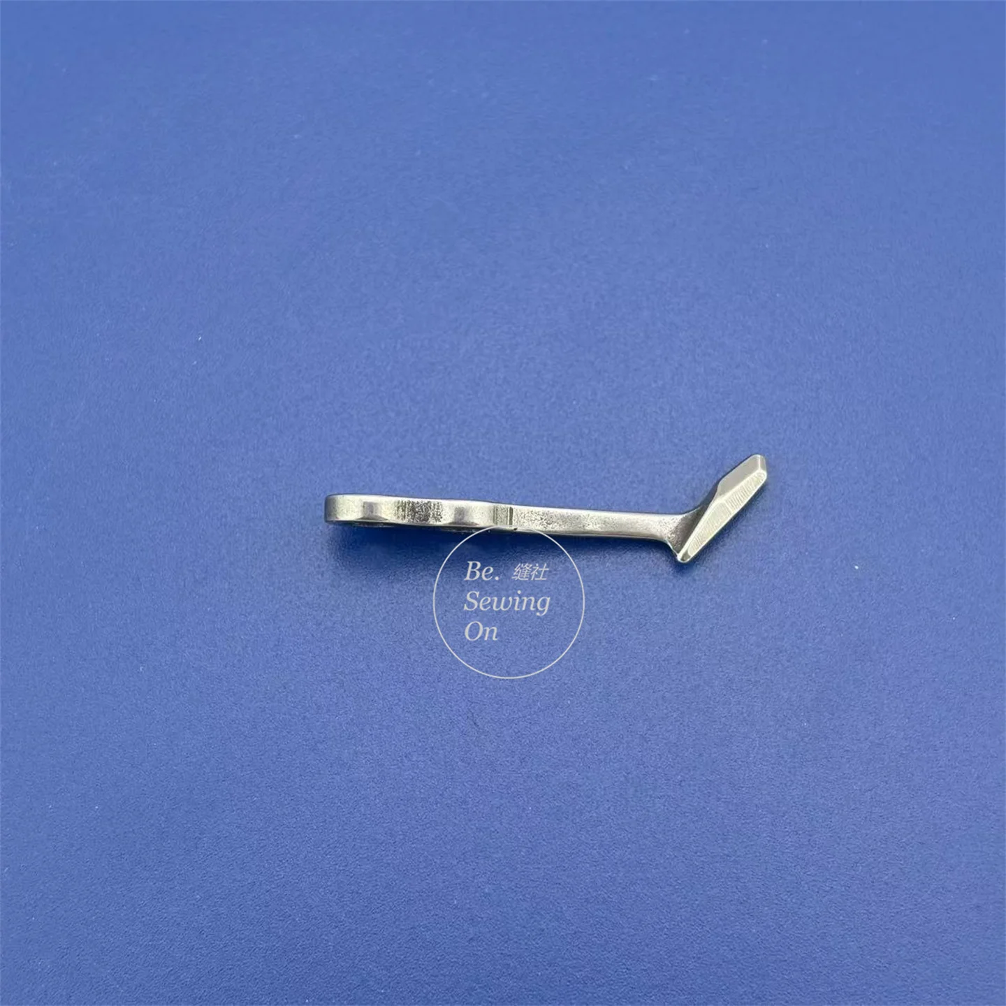 Protector de Aguja Móvil 118-90001 para Máquinas de Coser Overlock Juki MO-3604 MO-3716E MO-3900 MO-6100D MO-6700D MO-6914G