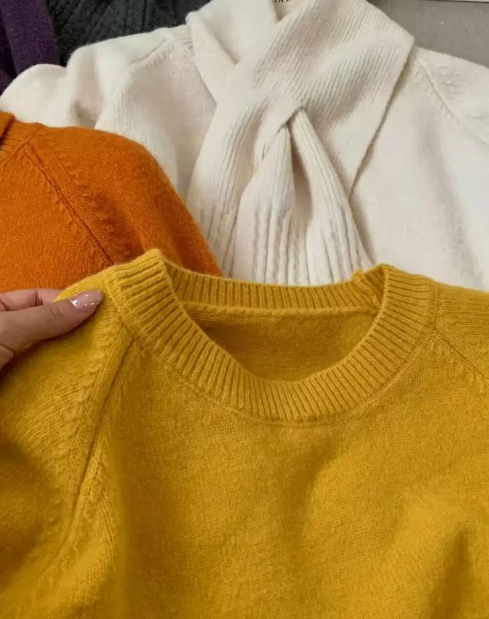 Korean Solid Color Warm Women's Sweater with Scarf Autumn Winter Soft Comfort Pullover Female Lazy Style Round Neck Knitwear