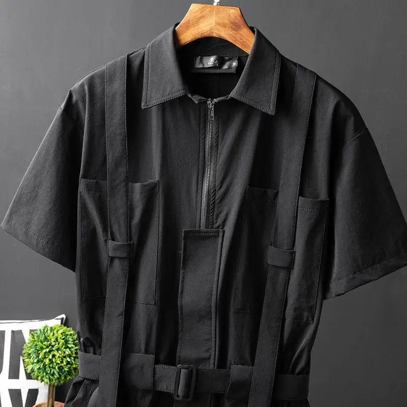 Men's solid color casual work suit, men's Korean loose fitting short sleeved all-in-one shirt, black five piece pants, men's