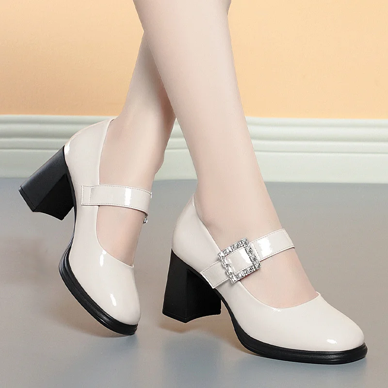 2023 Women\'s Fashion Shoes Mary High Heels New Buckle Office and Career Sweet Round Toe Shiny Leather High Heels