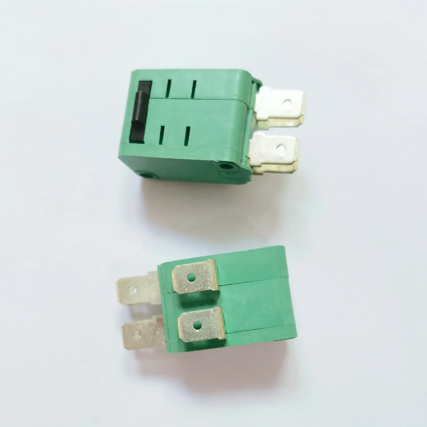 Original new 100% KW3-0Z-2 silver contact micro switch 6pin 2 open 2 closed key stroke limit 16A250VAC V-15