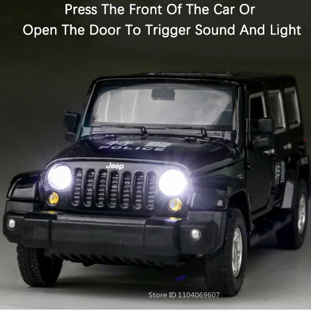 1:32 Wrangler Modello di auto della polizia Giocattoli Pressofuso in metallo Suono Luce Porte aperte Tirare indietro Pneumatici in gomma Veicoli festival Regalo per il ragazzo