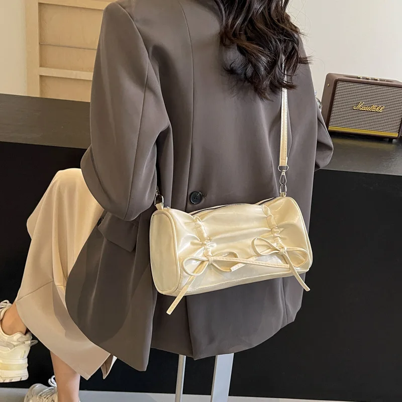 Leather Crossbody Bags Women Fashion All-match Bow Handbags Large Capacity Commuter Office Lady Underarm Shoulder Bag Bolsos