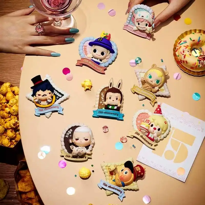 POPMART ฉลองช่วงเวลาแห่งนี้ ซีรีส์ - สติกเกอร์ติดตู้เย็น กล่องสุ่ม LABUBU ของสะสมแฟชั่นสุดฮิต ของขวัญคริสต์มาส