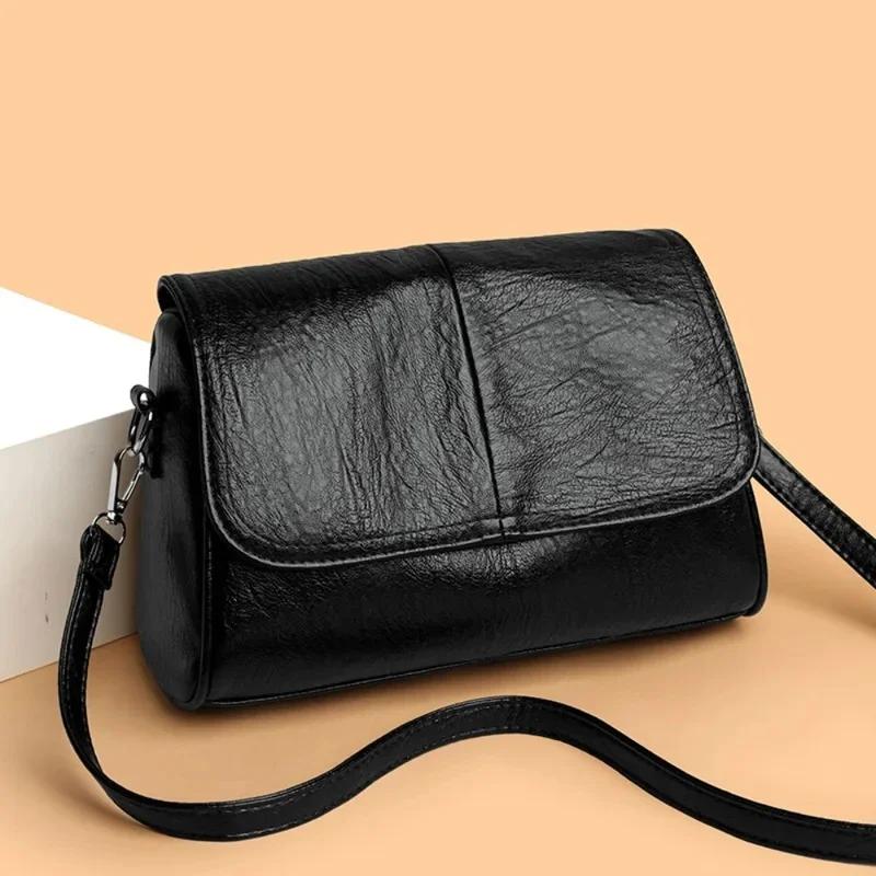 Unisex Retro Oil Wax Leather Crossbody Bag with Vintage Texture Simple Elegant Flap Design And Adjustable Shoulder Strap
