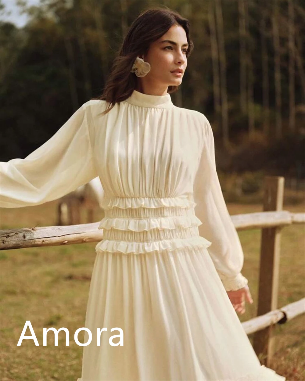 Gaun Malam Sifon Gading Boho (Bohemian) Kustom Gaun Acara Dipesan Lebih Dahulu Belakang Ritsleting Lengan Panjang Leher Tinggi Indah