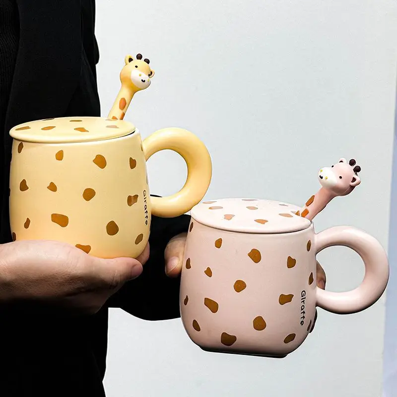 Creative Cute Giraffe Ceramic Coffee Mug Cartoon Animal Deer Tea Cup with Lid Children's Milk Cup Artistic Giraffe Ceramic Mug