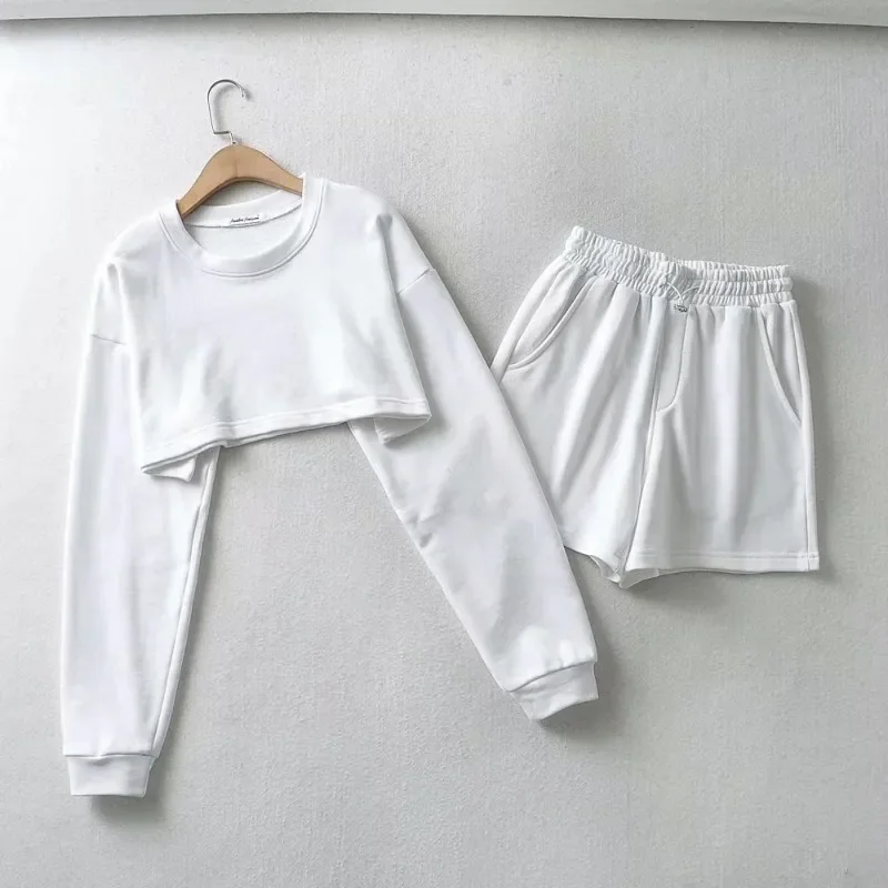 New Women Simple Sport Set Two Piece Set Solid Color Crop Tops and Shorts Loose Casual Chic Girls Suits Sping Autumn Tops Shorts