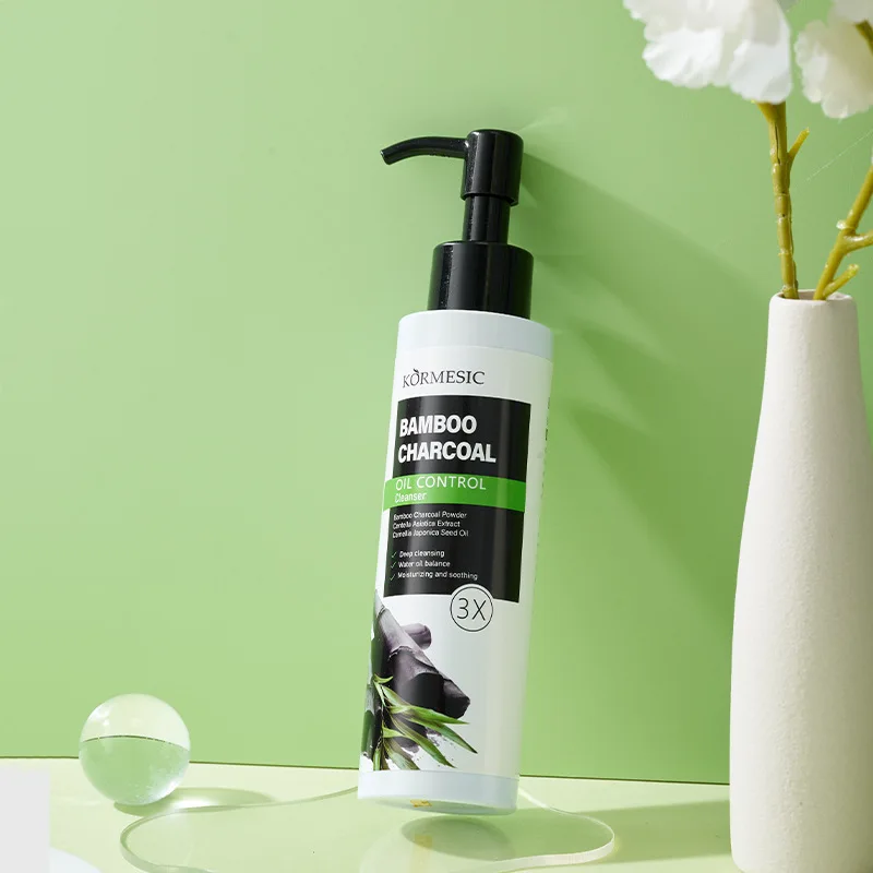 كورميسيك الخيزران الفحم العميق السموم منظف للوجه التقشير ترطيب السيطرة على النفط التطهير غسل الوجه رغوة العناية بالبشرة