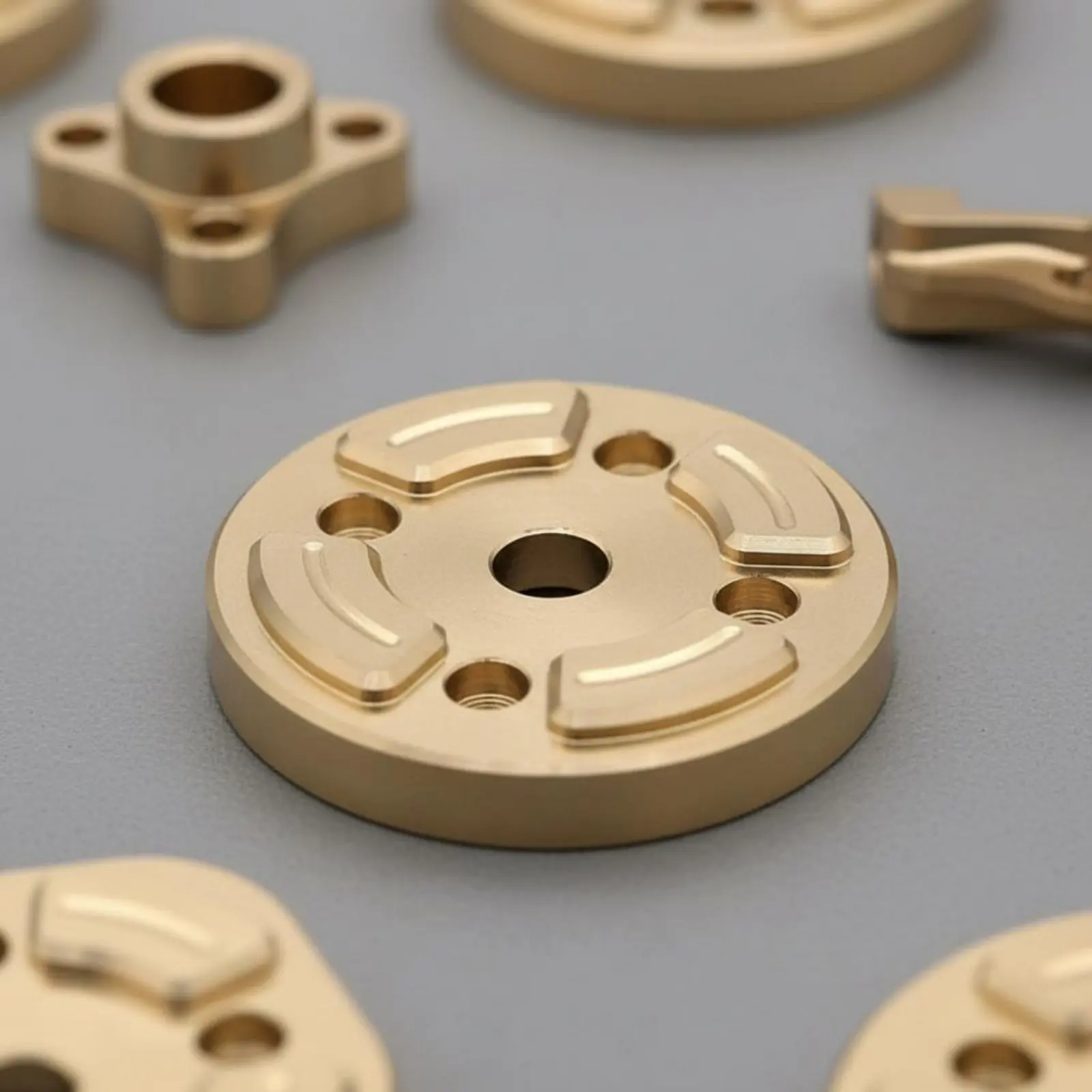 

Brass Steering Steering Joint Steering Hub Kit Direct Replacement Brass Counterweight Set RC Steering Steering Joint and Caster