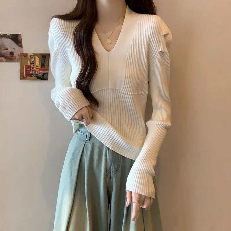 Large Size Stomach Covering Chic Bubble Sleeves V-neck Knitted Shirt for Women Chubby and Slim Short Base Shirt and Top