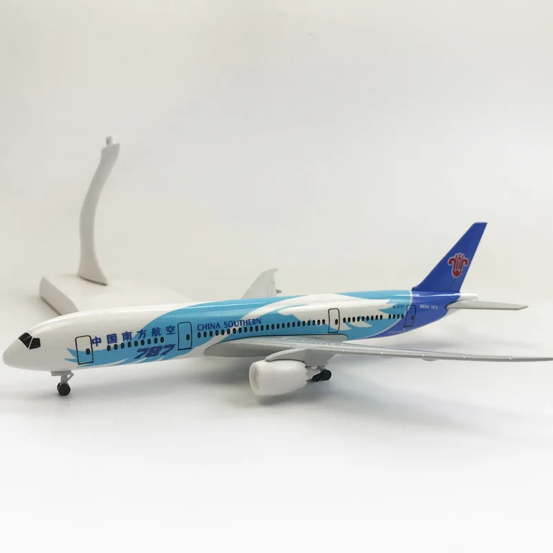 Scale 20cM China Southern Airlines Airplane B787 Diecast Airplane Model Plane for Adults Collection Office Desktop Decoration