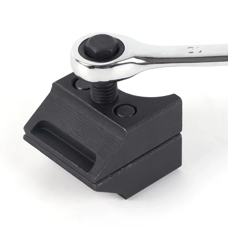 

Automobile shock absorber shock absorber horn ball head separation expander lower arm ball head removal tool