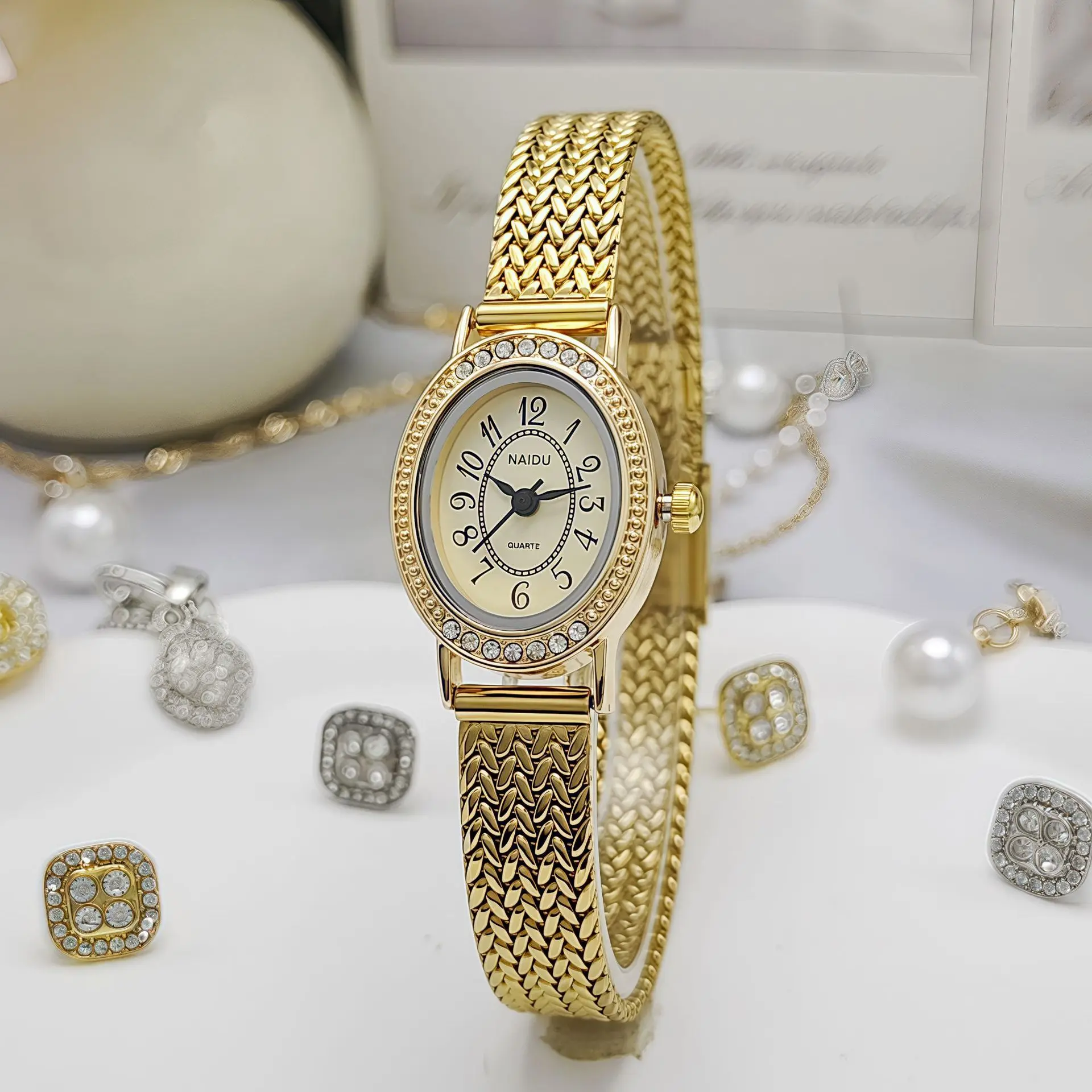 

Высокое качество, винтажные кварцевые часы, золотые часы-браслет для женщин, роскошные наручные часы с маленьким циферблатом, женские модные часы, подарки