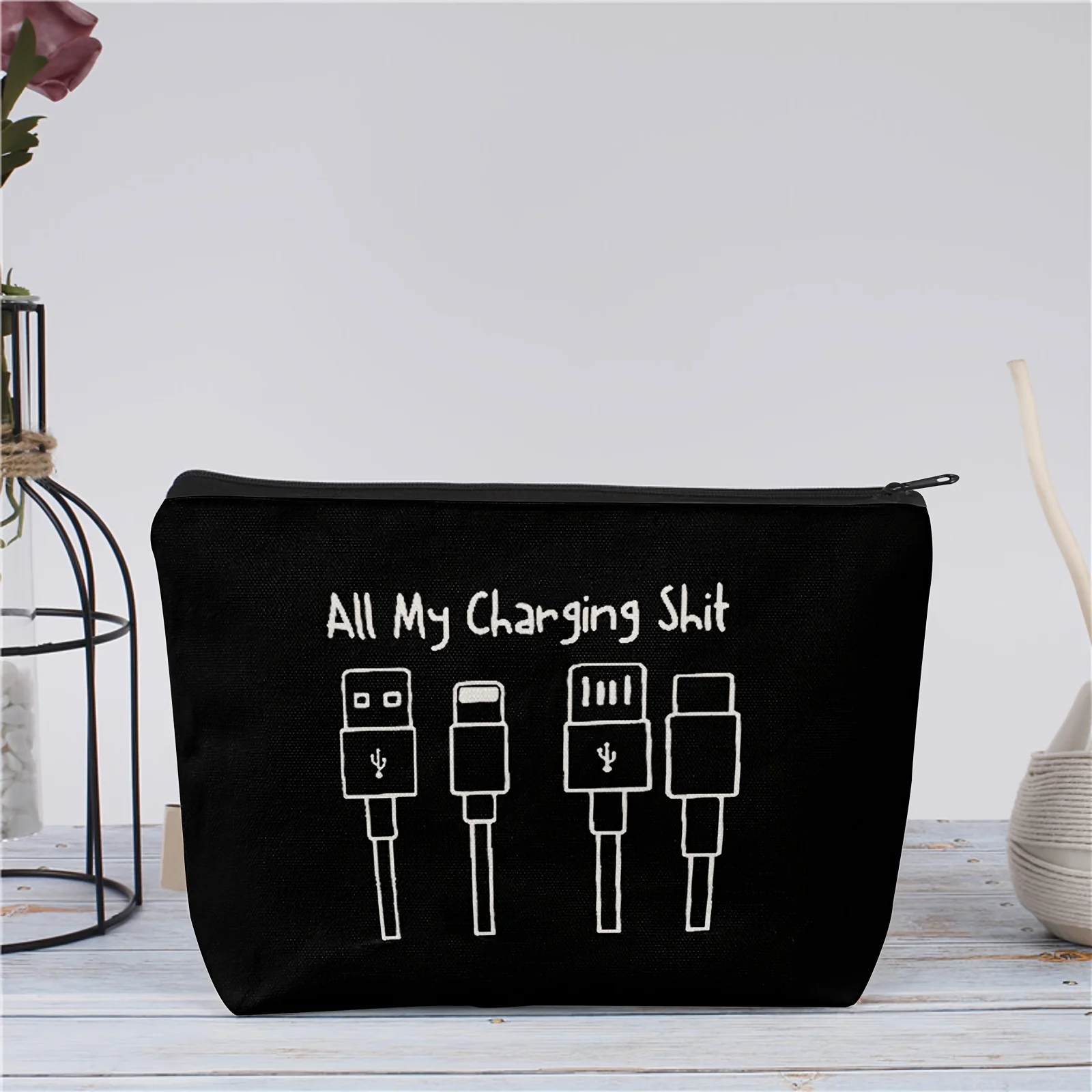 A Popular charging cosmetic bag - cute multifunctional zipper pouch for women, jewelry storage bag