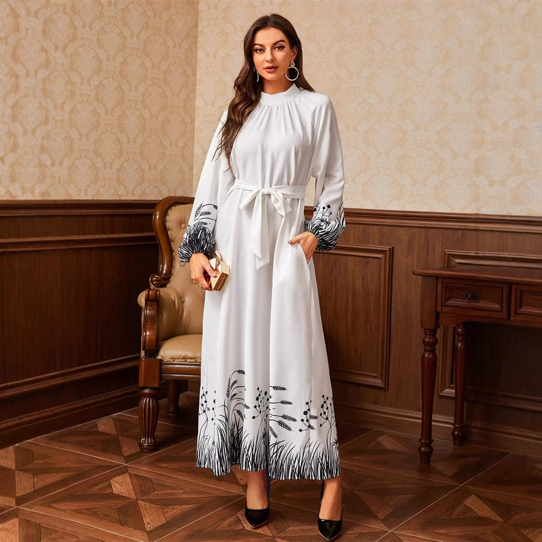 Frühling und Herbst Ramadan Marokko Nahen Osten Langes Kleid Saudi-Arabien Kleid Bedruckter Gürtel Rundhals Dubai Islamisches Langes Kleid