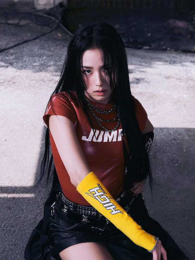 ซิสเตอร์ลินดาฤดูร้อนเทรนด์ใหม่เสื้อยืดผู้หญิงพิมพ์ลายสะท้อนแสงแขนสั้นสาวฮอตสตรีทสไตล์เสื้อครอป