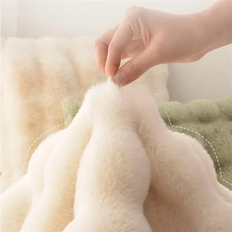 Round Bubble Fleece Fabric Simple Solid Color Fluffy Soft Area Rug Furry Warm Cute Indoor Decorative Carpet Bedside Floor Mat