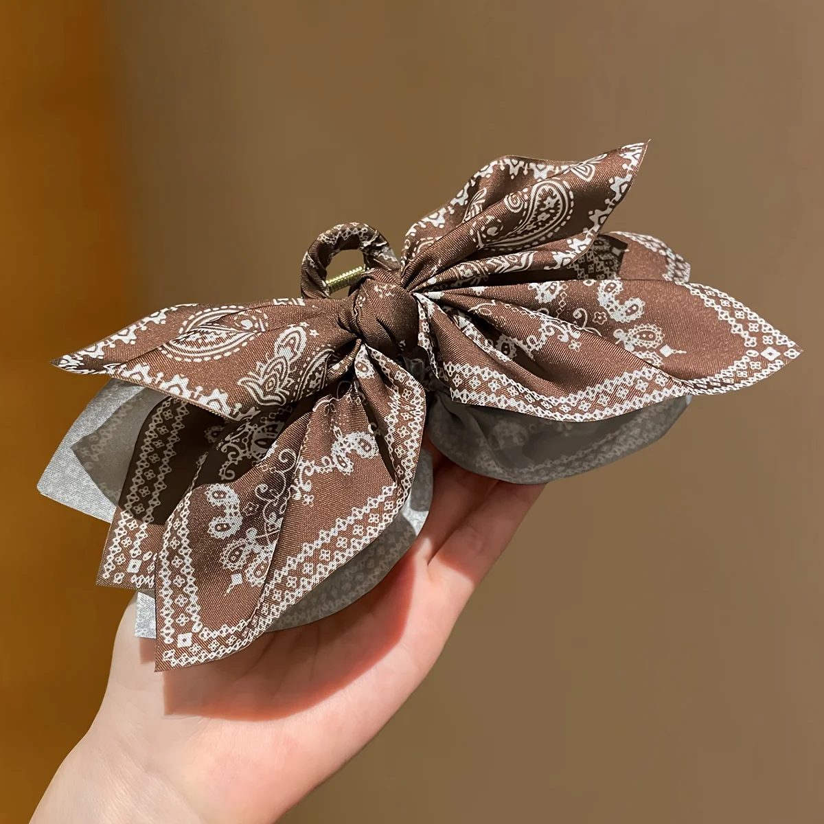 Thumbnail 3 - #54 Decorative Hair Clips Comparison Guide