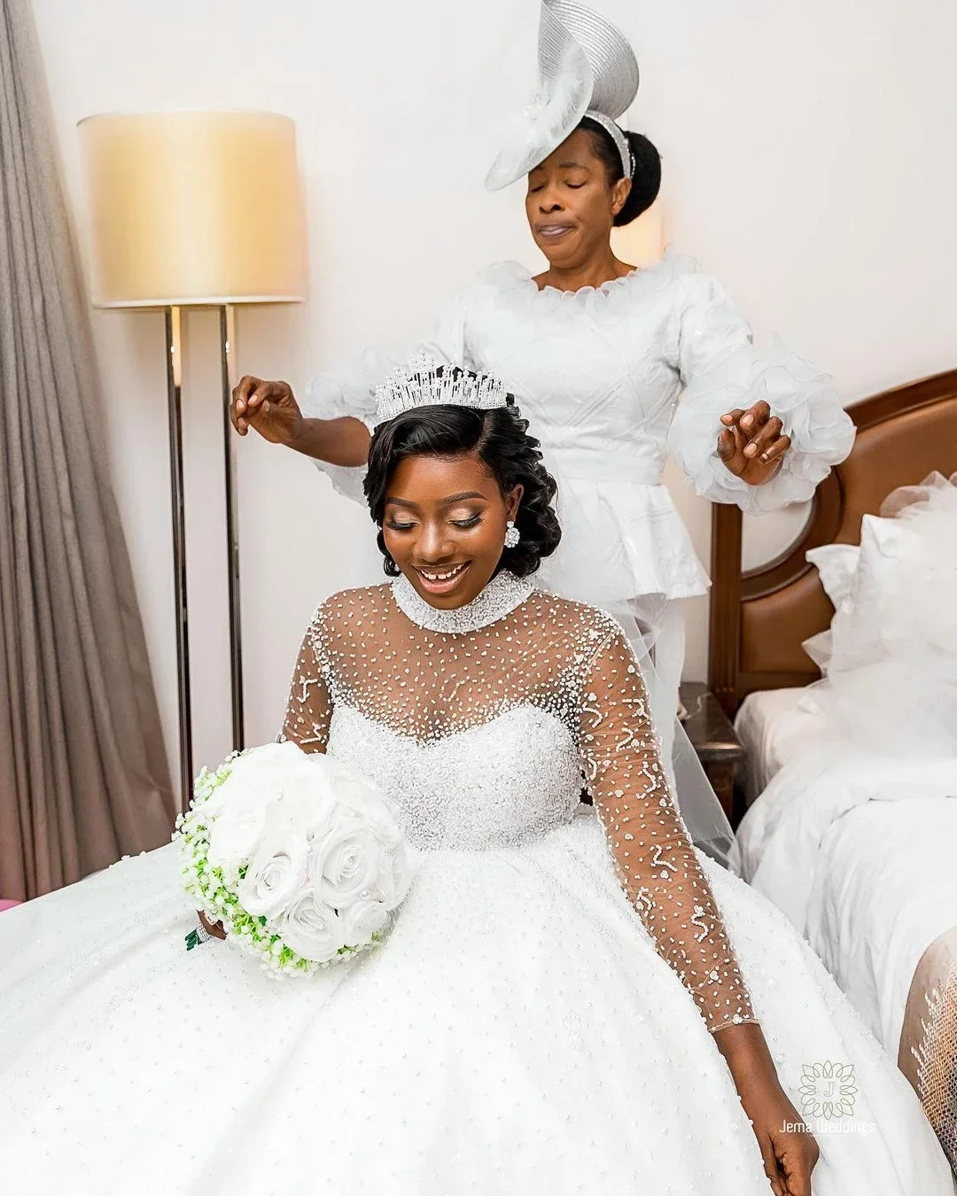 Vestidos De novia africanos con lentejuelas y cuentas personalizadas, bata De boda con tren De barrido, vestidos De novia hinchados De manga larga De talla grande