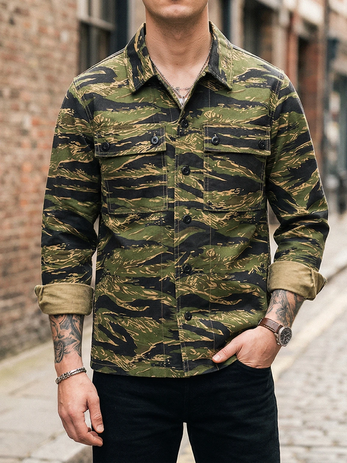 

Spring Vintage Men's Cargo Shirt Fashion Work Engineer Long Sleeved Shirt Jacket with Double Pockets Clothing Shirts for Men