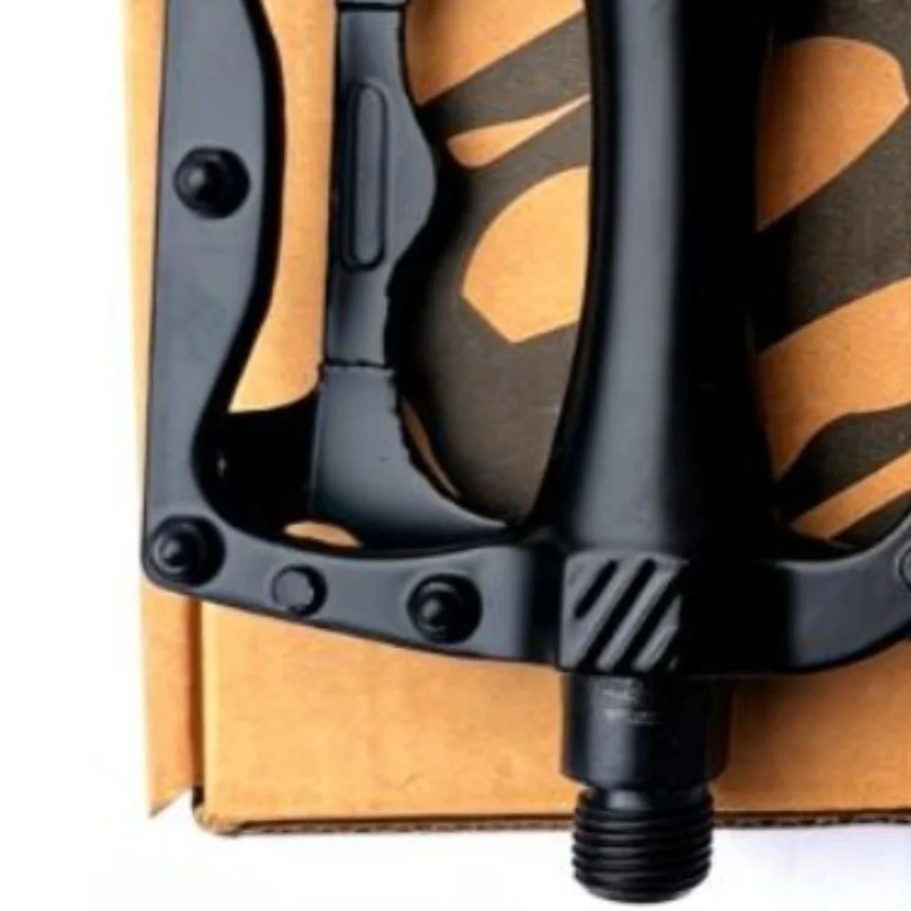 Aluminum Pedals with Ball Bearing Assembly For quick Release Functionality and Fit for Common Crank Axle Standards