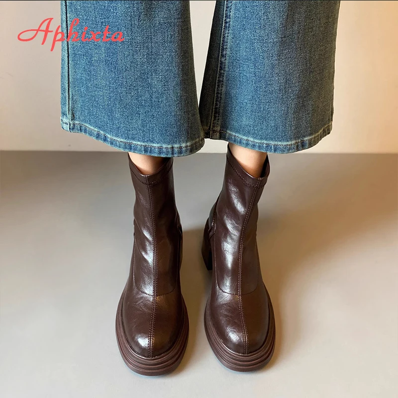 Aphixta ريترو تشيلسي أحذية كلاسيكية امرأة حذاء من الجلد كعب مربع منصة التمهيد براءات الاختراع والجلود الشتاء الأسود حذاء من الجلد