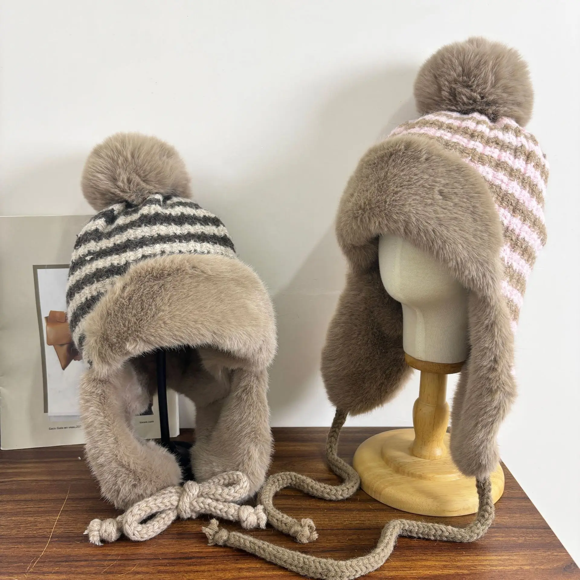 

2025 Autumn And Winter New Style Women's Hat Outdoor Cold-Proof Cycling Hat Versatile Warm Thickened Ear Protection Striped Cap