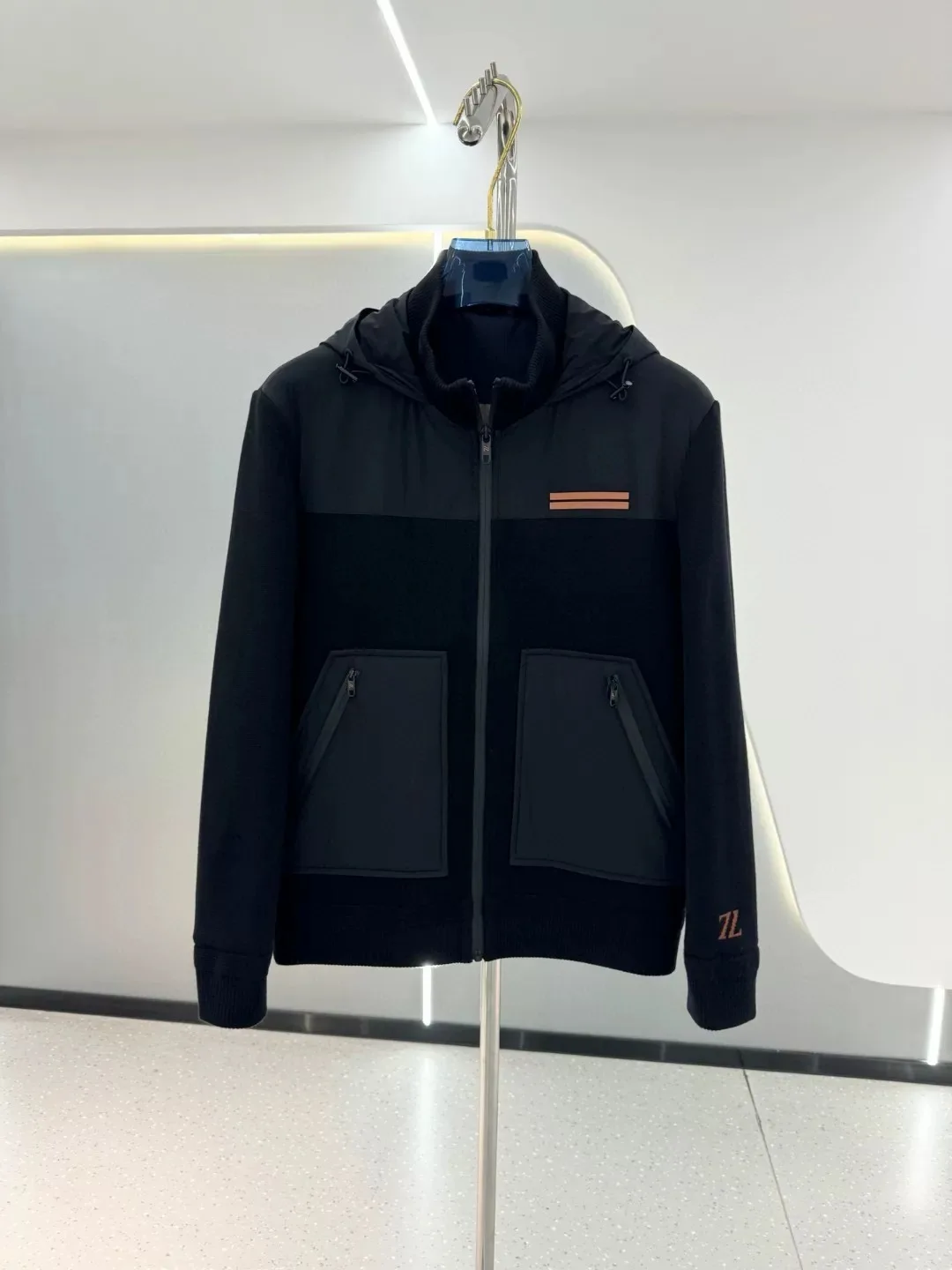 

Мужское повседневное пуховое пальто с капюшоном Jaet Faionable в горизонтальную полоску с надписью Busin для отдыха, весенне-осеннее длинное пальто-стойка...