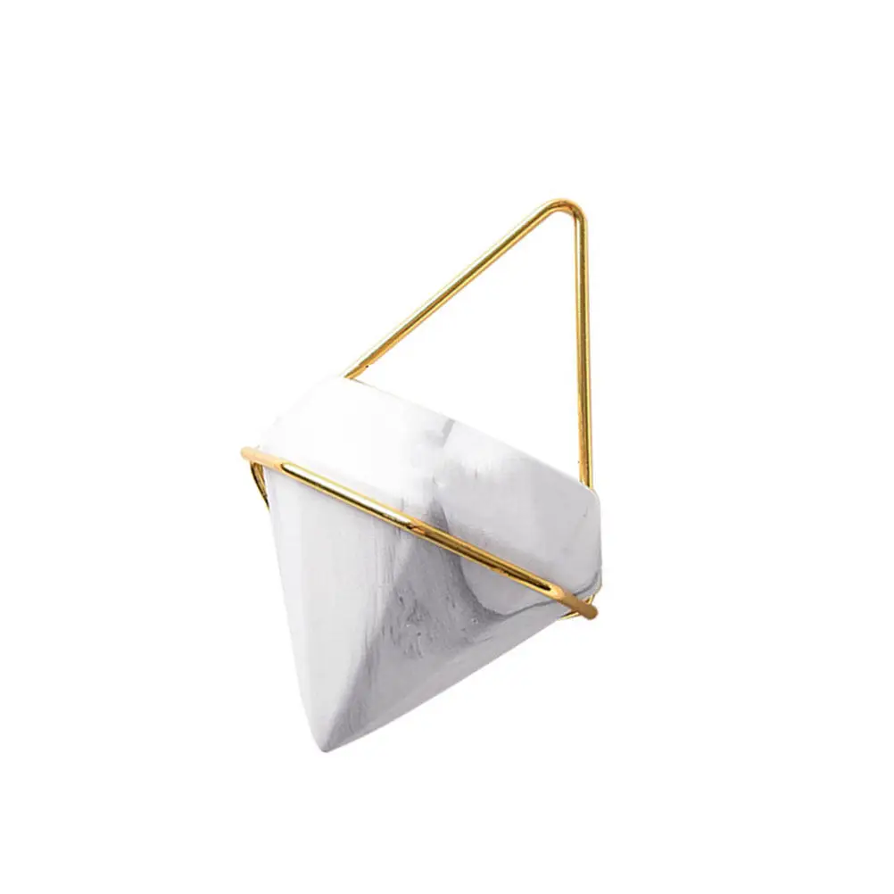 

Стильное подвесное кашпо для суккулентов и аэроплантов, маленькое, золотистое, в форме бриллианта, настенное, в стиле модерн