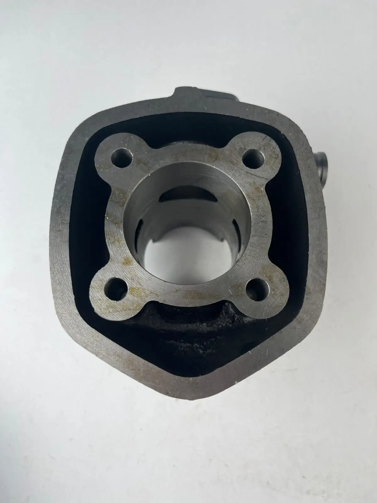 

For Yamaha Aerox Mbk Nitro Malaguti F12,F15 70cc 47mm Big Bore Cylinder Kit+Head