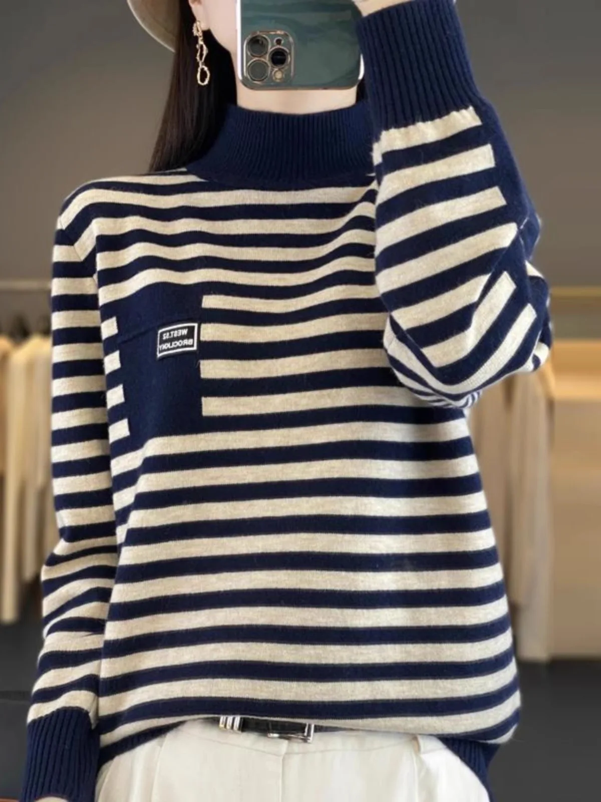

Faionable Loose Women's Knitwear Sweater Stripe Pattern High Ne Inner Wear Wool Base Layer Autumn Winter New Arrival