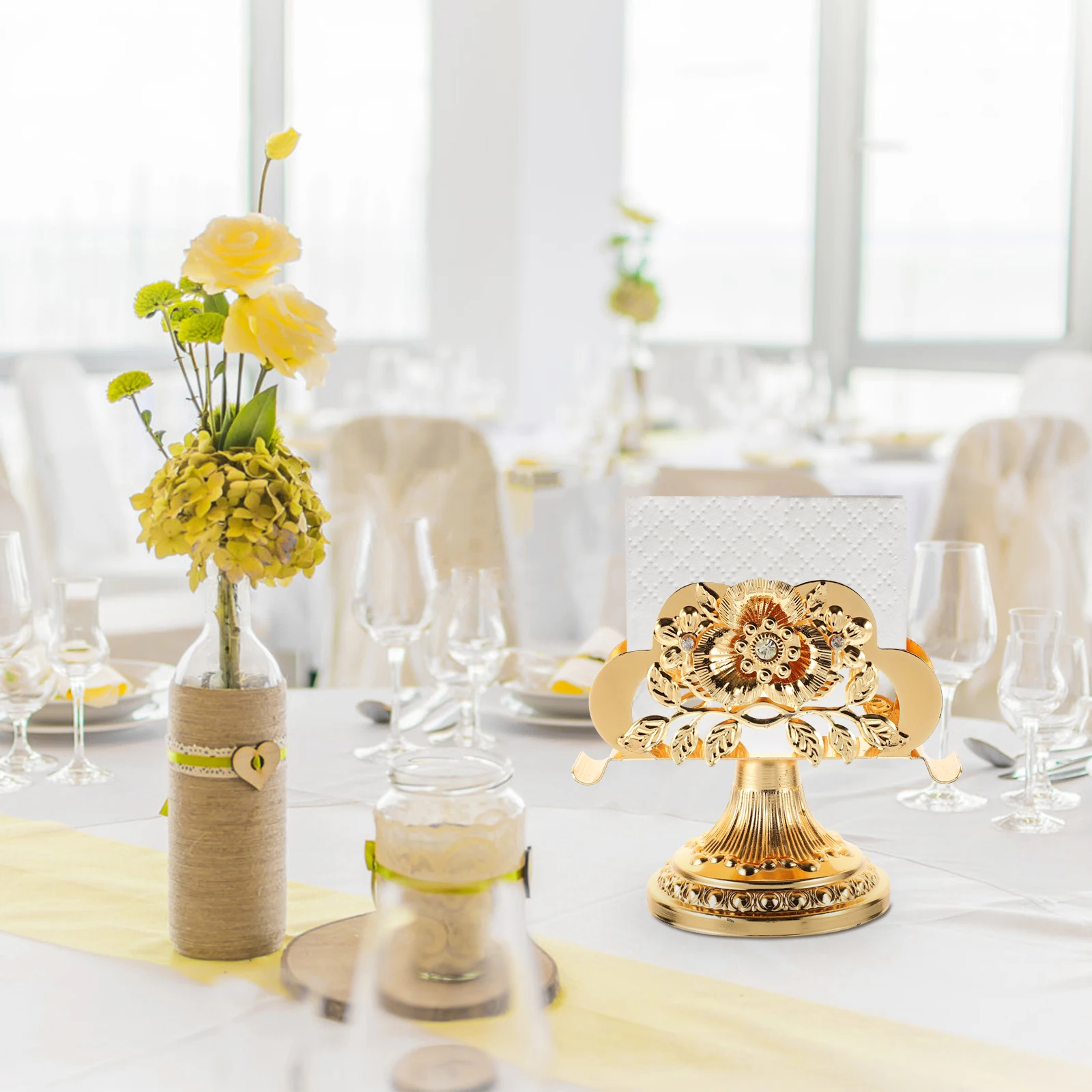 

Napkin Stand Tissue Holder Nordic Style Golden Metal Napkin Holder for Kitchen Restaurant Table Decor Organizer